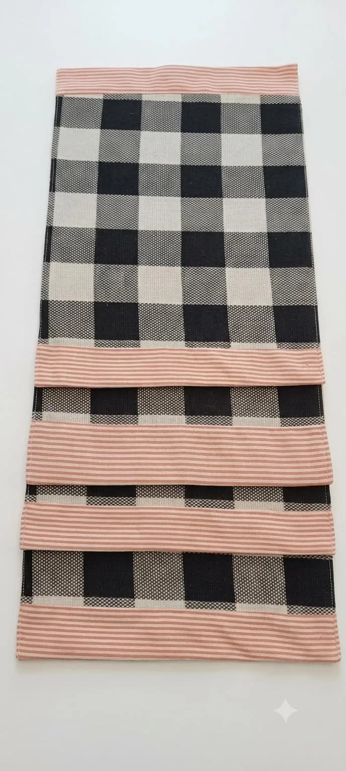 Table Runner - Image 4